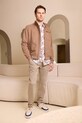 BEIGE BOY