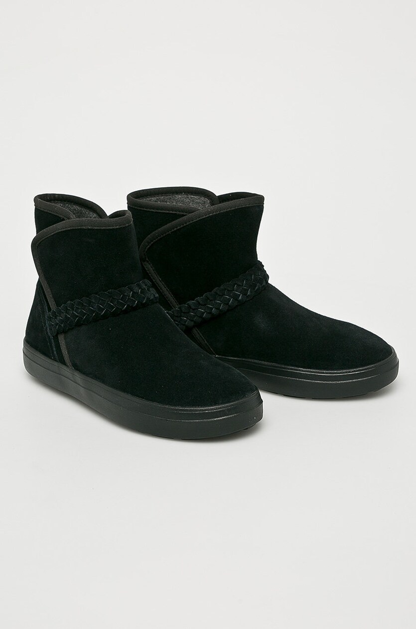 Crocs lodgepoint suede bootie sale