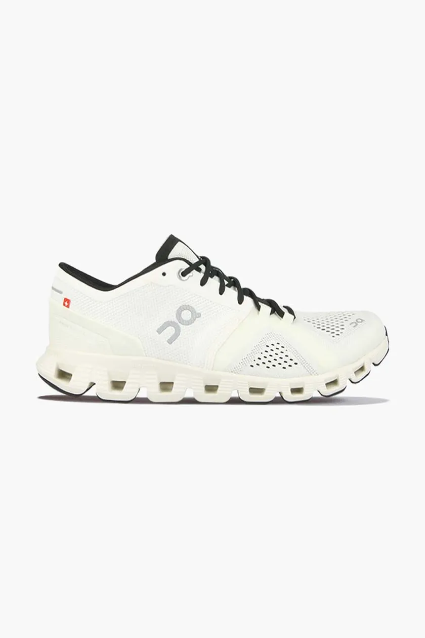 On-running sneakers Cloud X white color