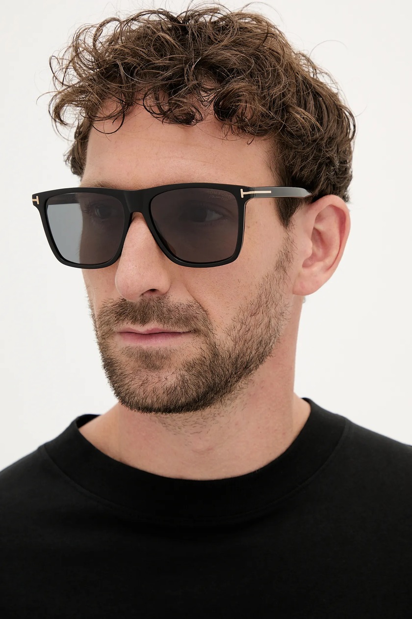 TOM FORD TF 676_Fブラックサングラス メンズ ☆美品☆ トムフォードサングラスTF676-F