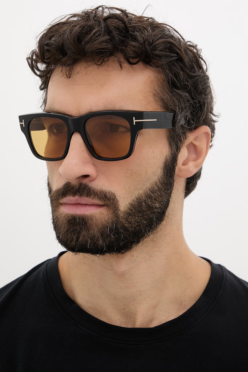 Солнцезащитные очки Tom Ford Achilles цвет чёрный FT1182.0001V