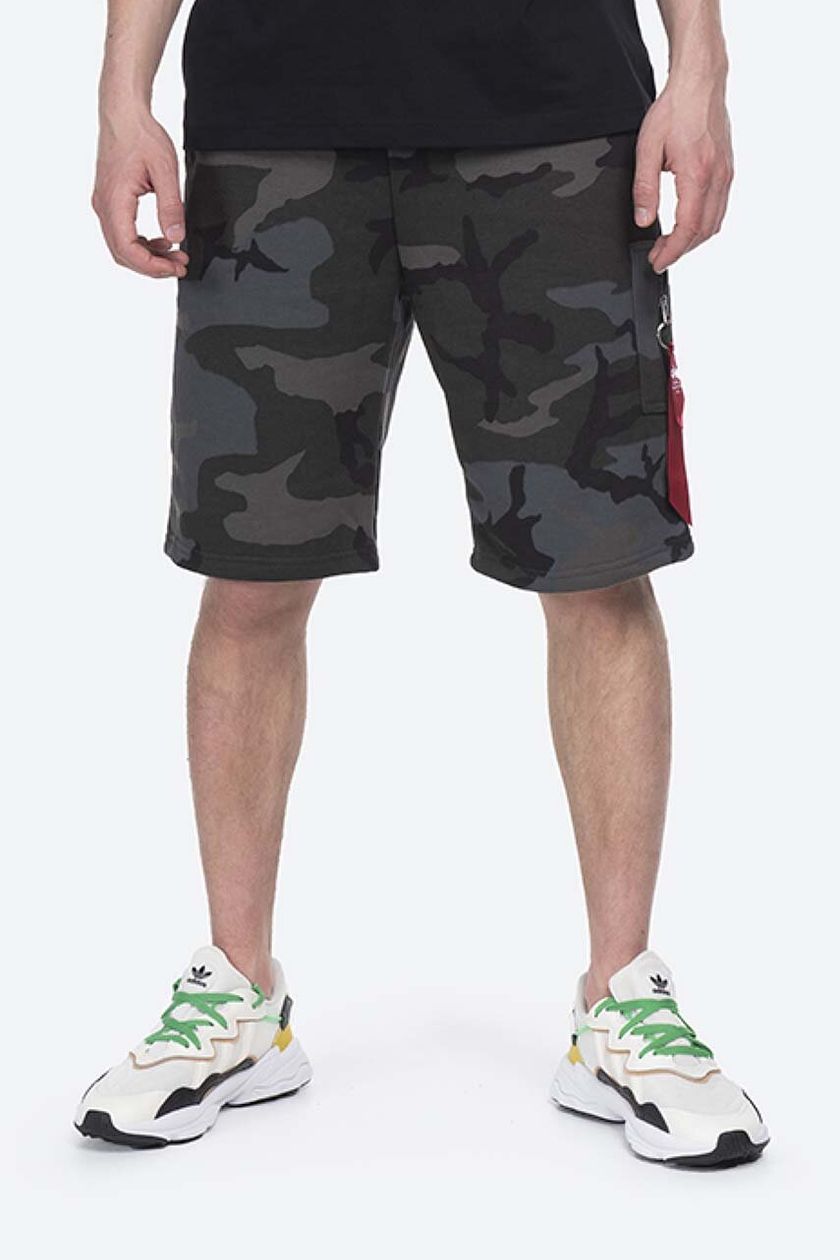 Alpha Industries Camo Cargo men\'s color shorts on gray Short PRM X-Fit | buy