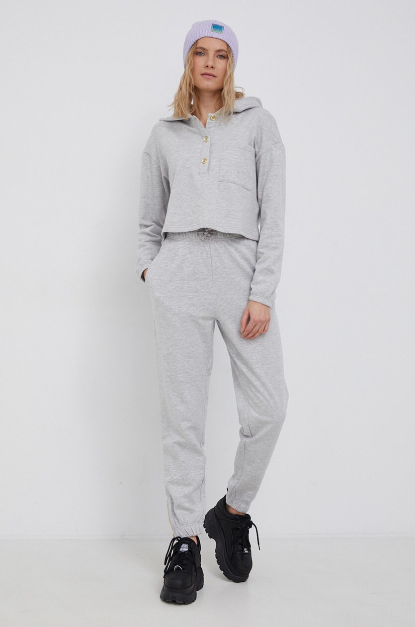 Vila Spodnie damskie kolor szary gładkie | Answear.com Vila Spodnie damskie kolor szary gładkie | Answear.com