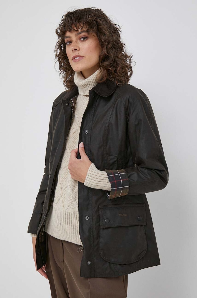 Barbour kurtka bawełniana Classic Beadnell Wax Jacket kolor