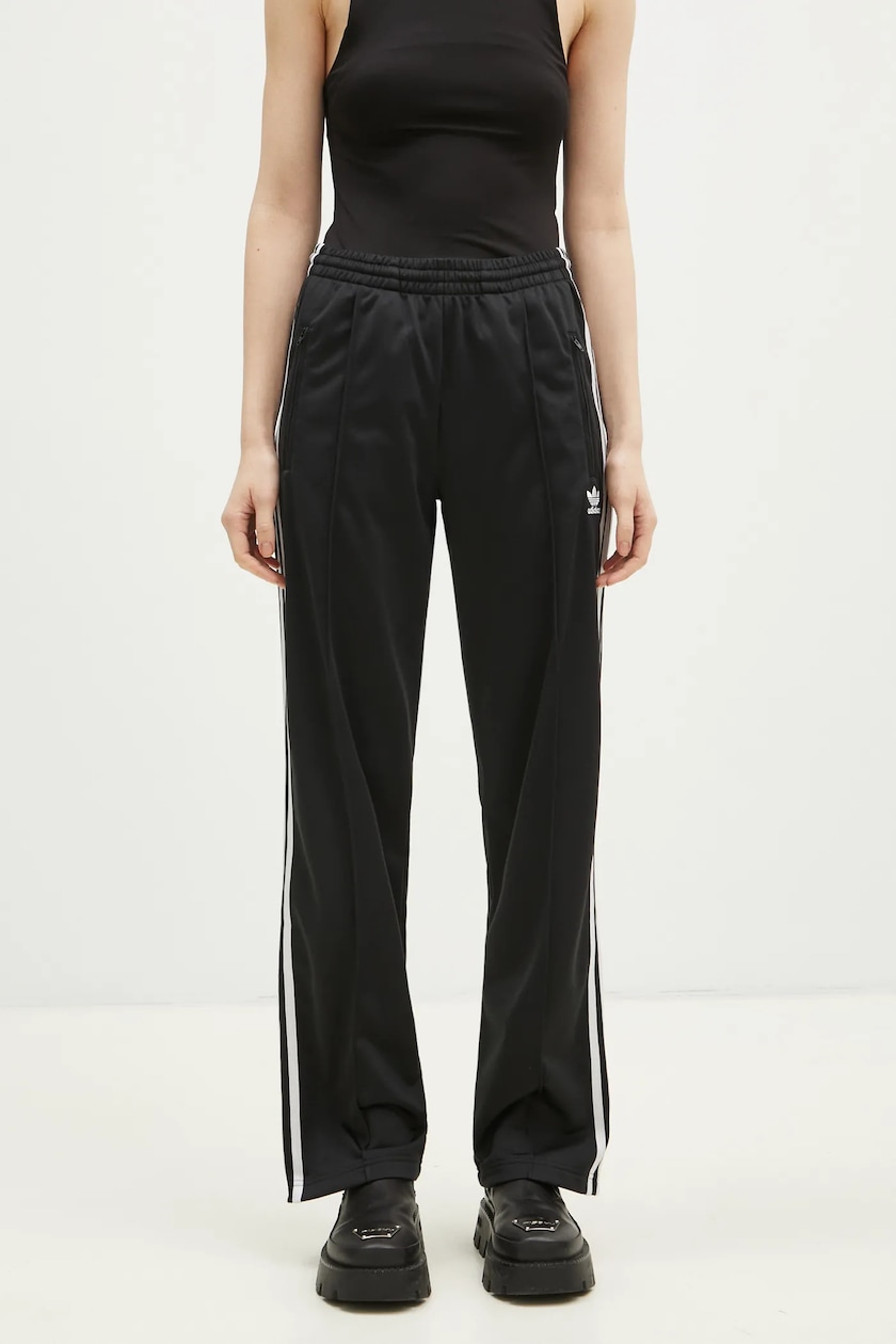 【ADIDAS】Firebird Track Pants - Black / IL8763 adidas Adicolor Classics Firebird Track Pants Black IL8763