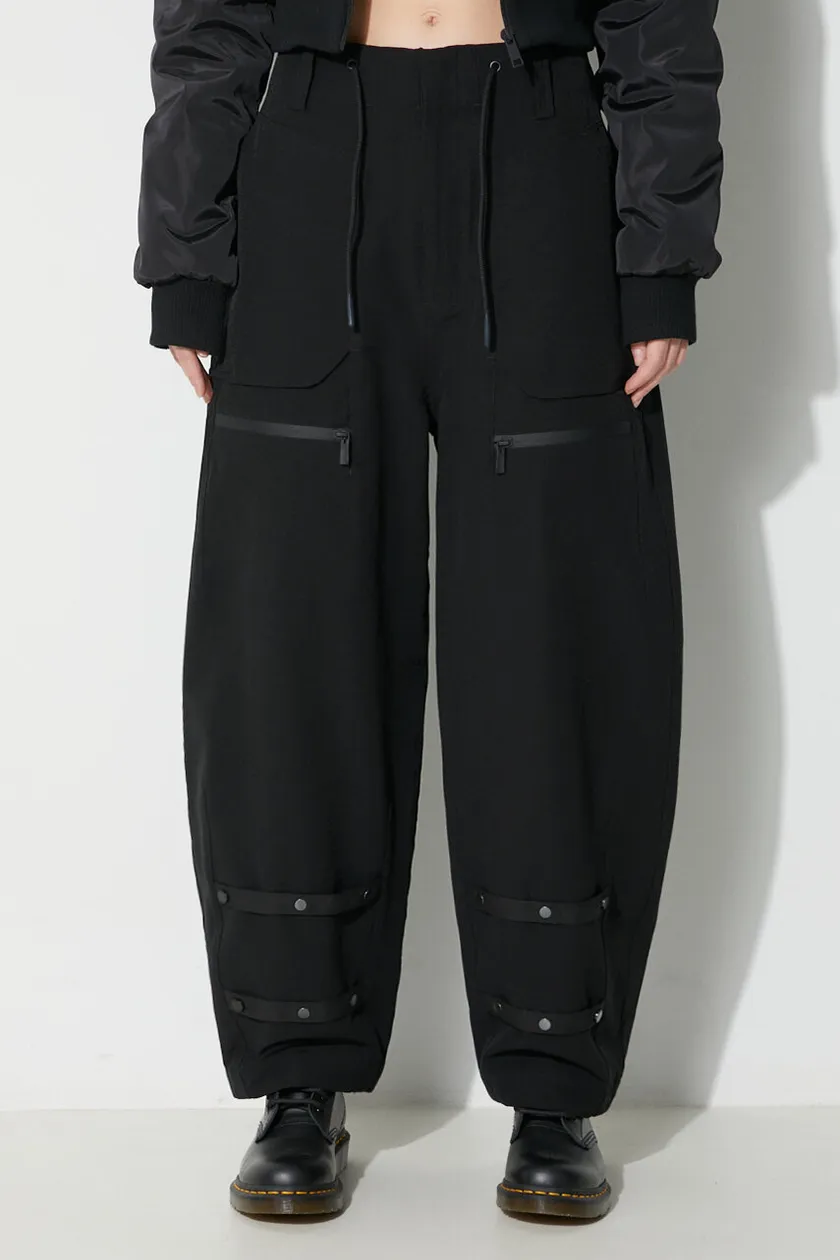 Панталон A.A. Spectrum Stormers Pants в черно с широка каройка, с висока талия 82233822