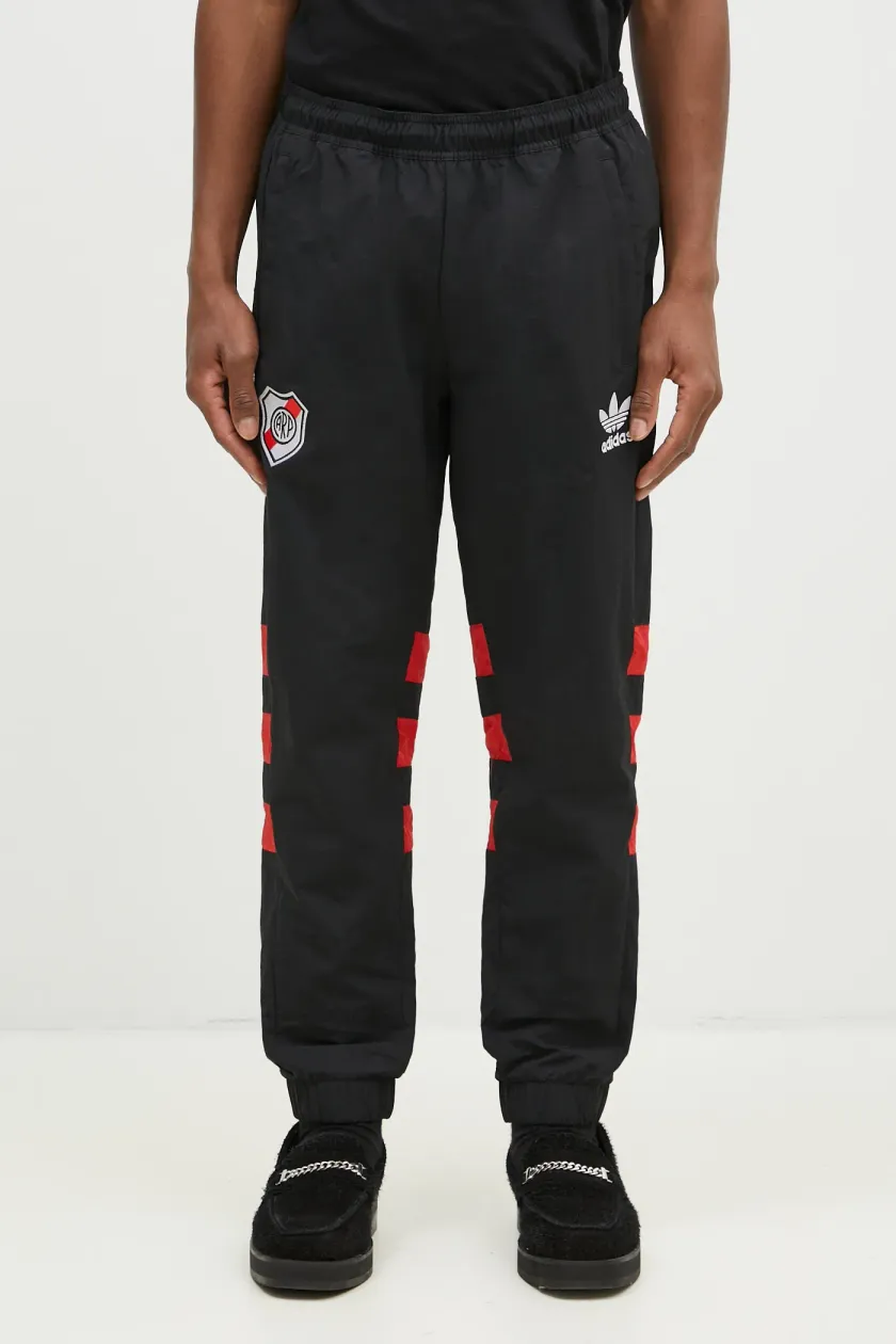 Adidas tironti wind pants online