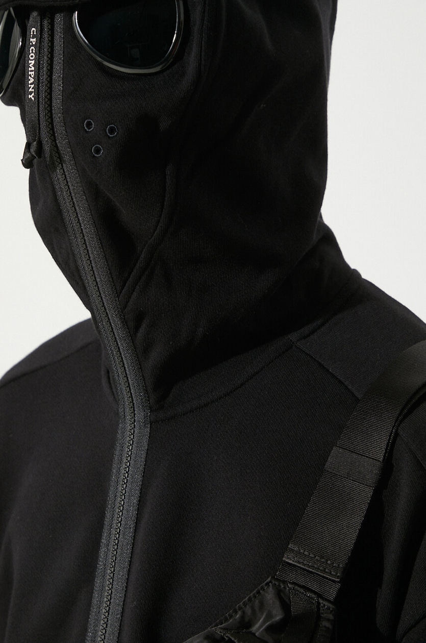 ★C.P. Company★ Cotton Fleece Logo Hood Black 14CMSS137B005 c-p-company-diagonal-raised-