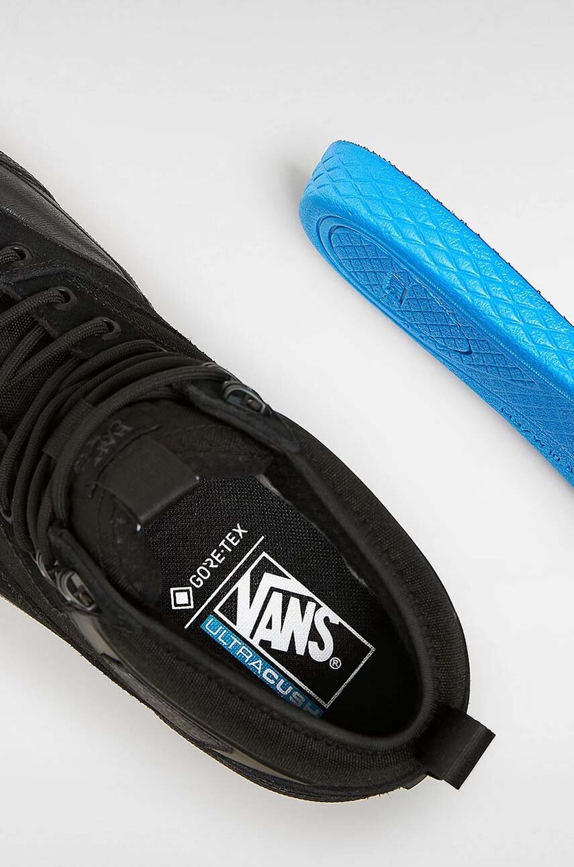 Vans sneakers MTE Half Cab GORE-TEX black color VN000CVMBKA1