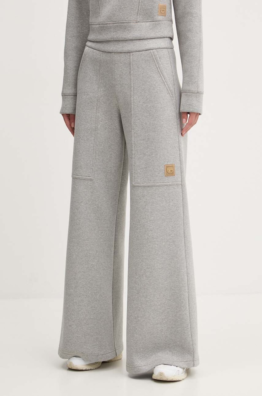 Chiara Ferragni pantaloni della tuta