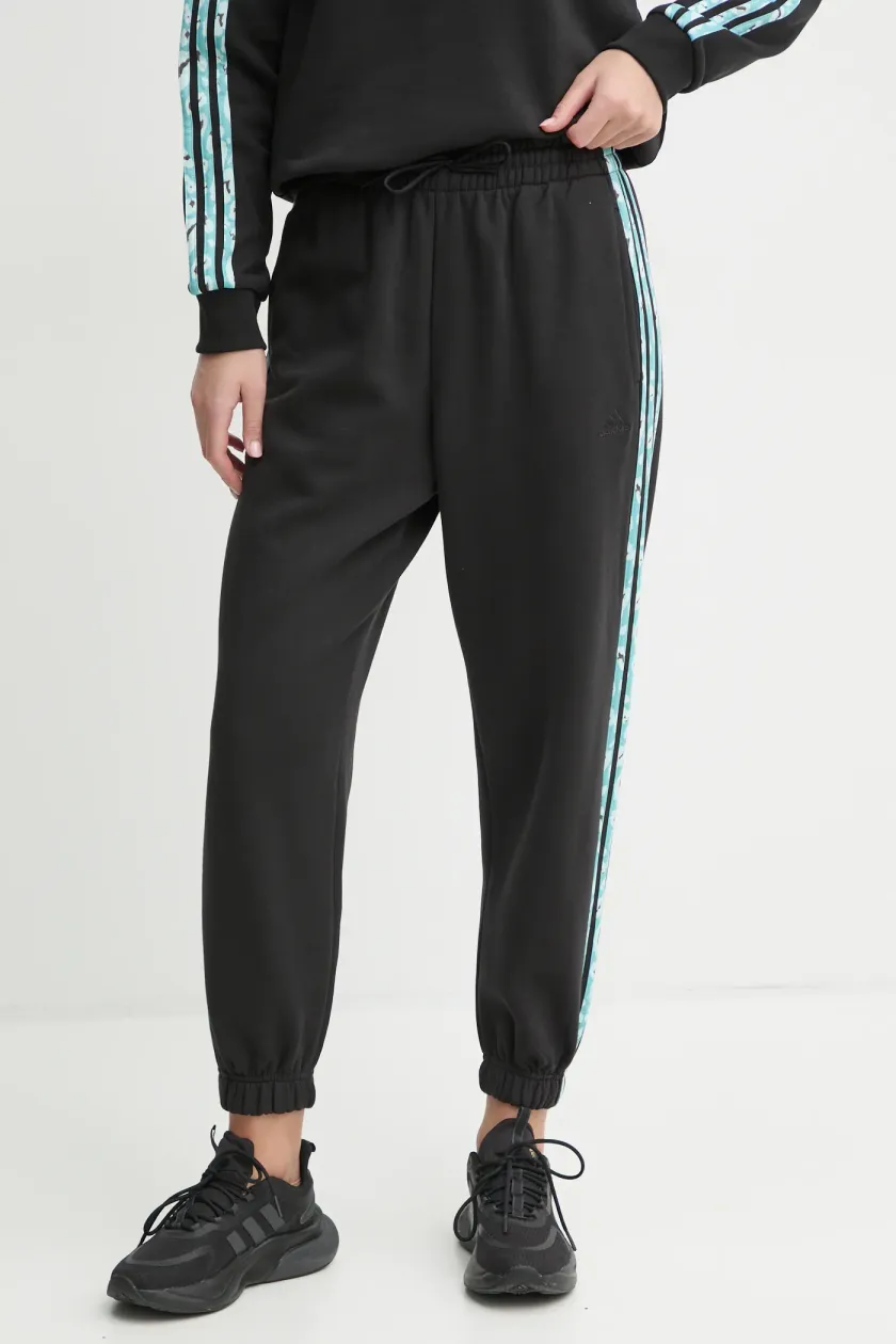 adidas pantaloni della tuta Animal acquista su Answear ANSWEAR