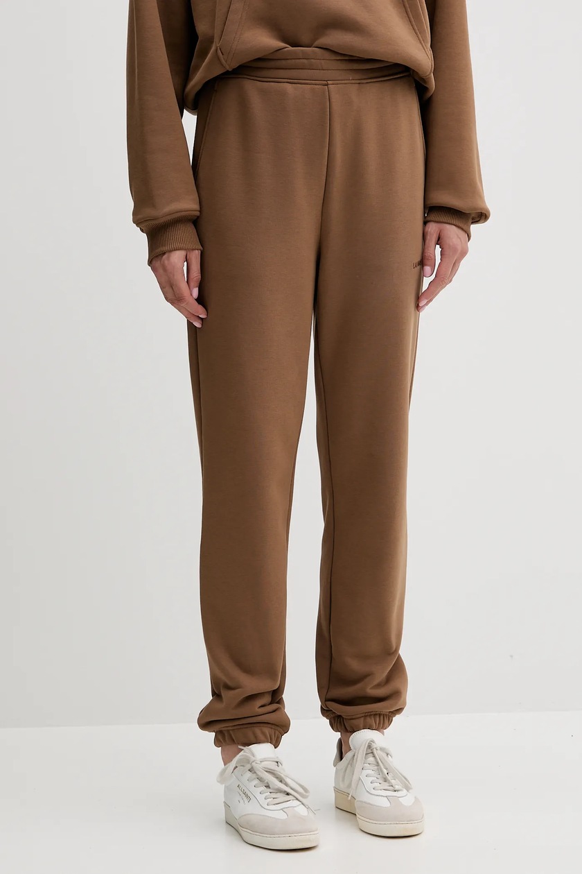 L　G×2 N×2 Spodnie męskie dresowe typu jogger - brązowe V2 OM-PABS-0173
