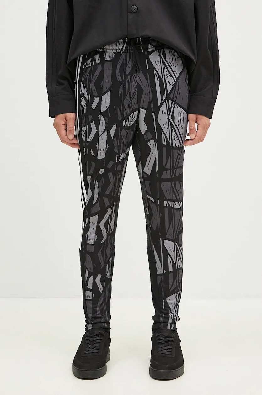 Adidas printed joggers sales