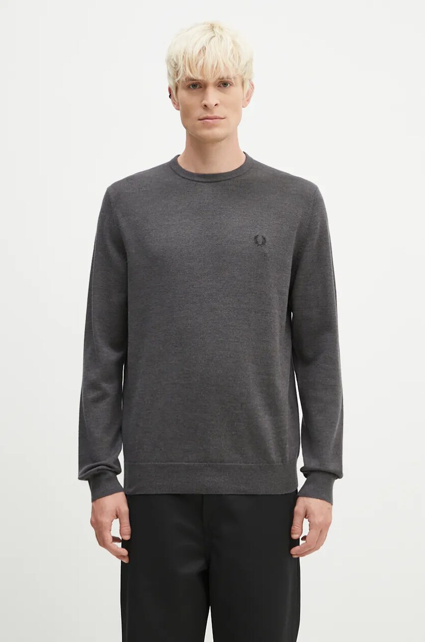 Fred perry round neck jumper hotsell