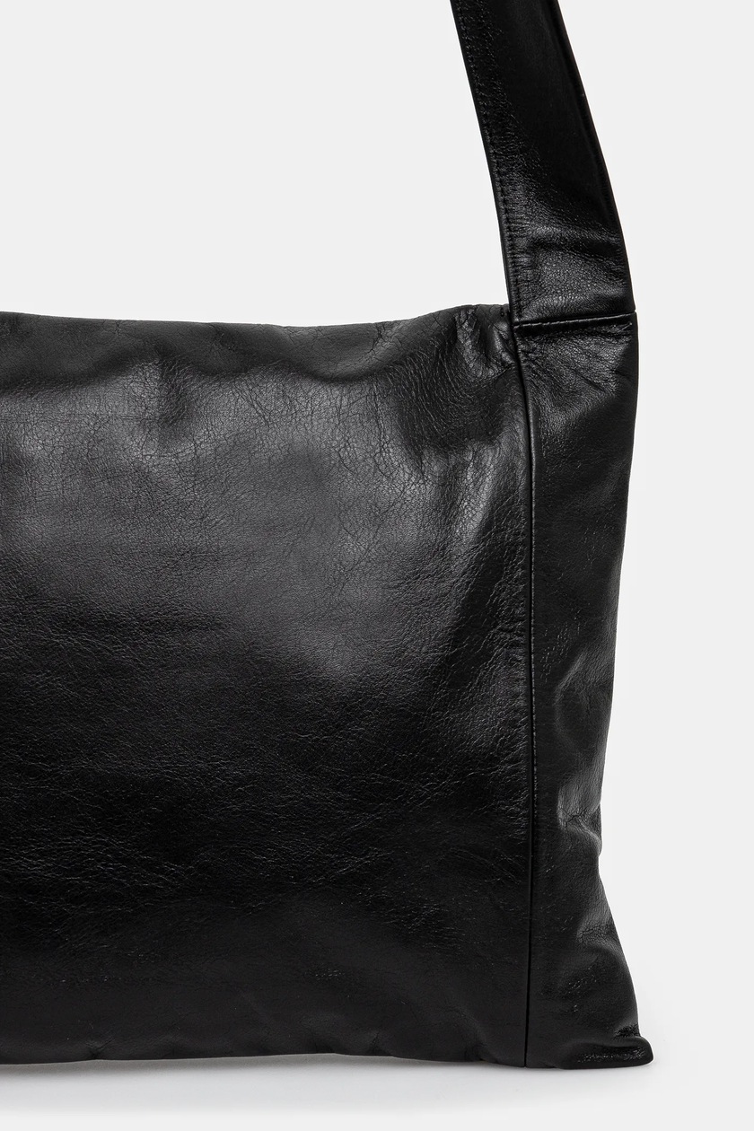 OUR LEGACY｜ (Slim Bag (A4248SMB)) Our Legacy - Slim Bag Malleable Black Bull Hide