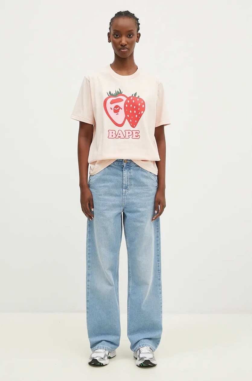 [aeae]★25SS★ WEB LOGO T-SHIRTS STRAWBERRY/CAMO BAPE® LADIES'】 BAPE STRAWBERRY TEE 2024年7月13日(土)発売
