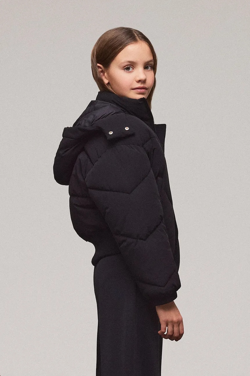 United Colors Of Benetton Felpa Aperta Bambino – Cotone 100%, Senza Cappuccio, Tasche Frontali, Ricamo Logo Al Cuore, Multicolor