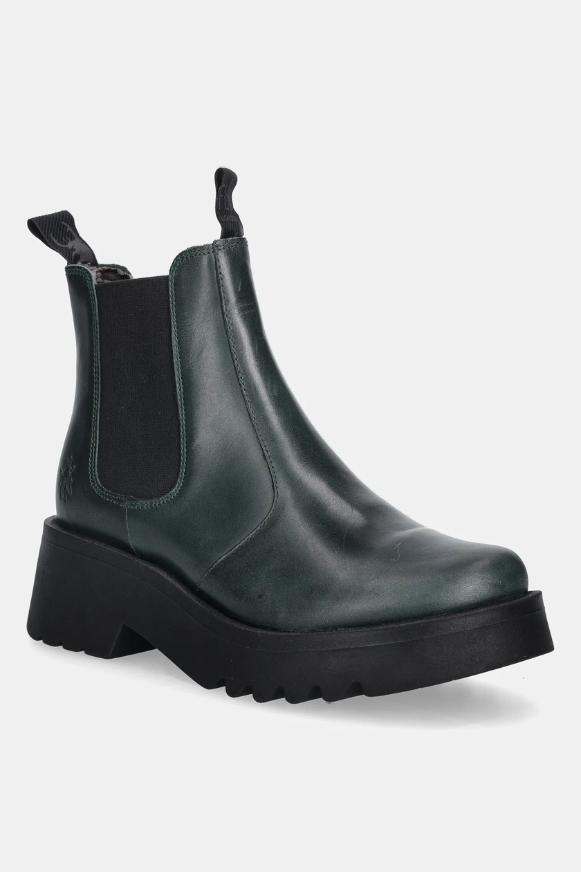 family cats　1001 Lotharek's Lair