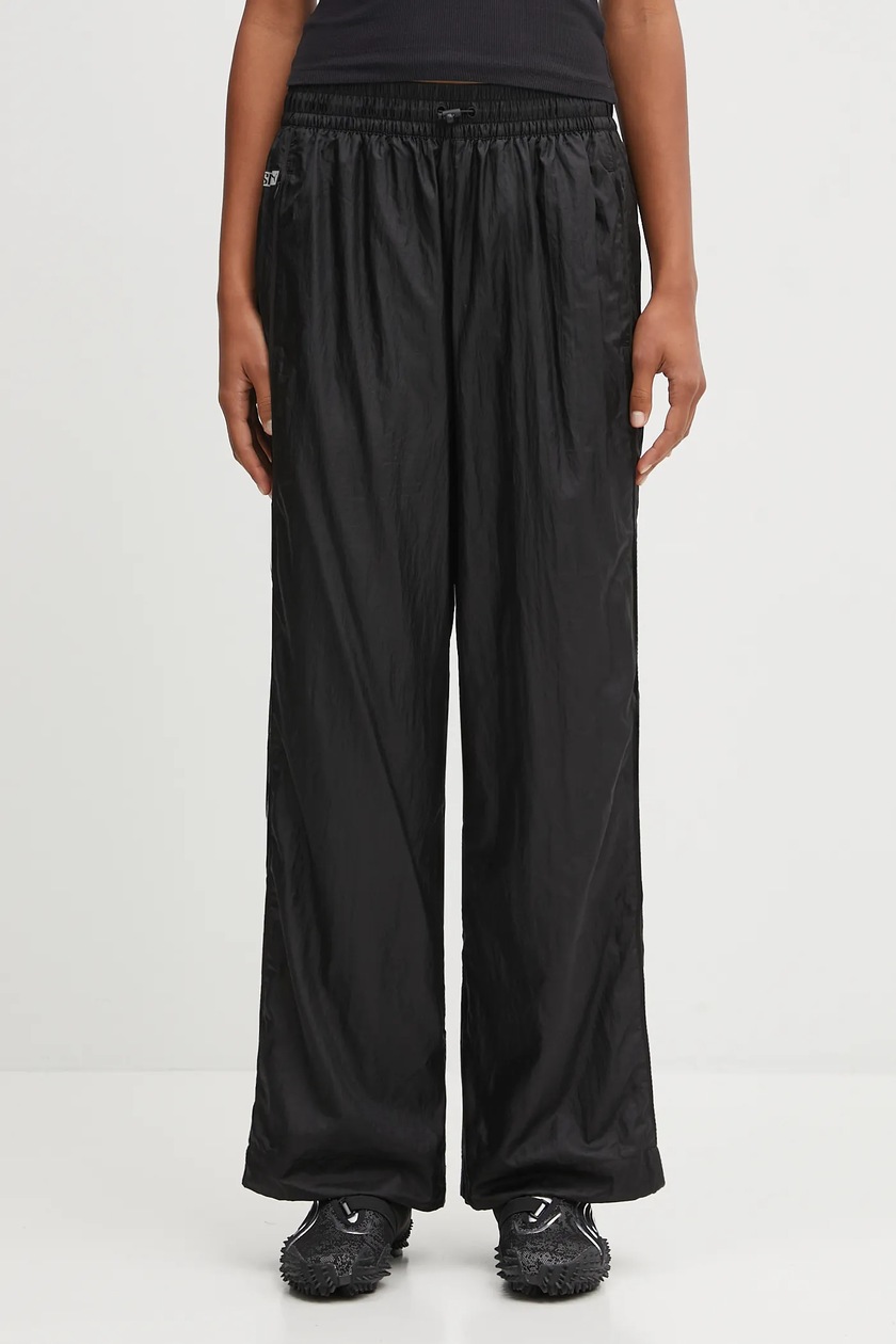 パンツ PUMA - wide flare nylon pants cyber tech Puma Women's Sweatpants on PRM US