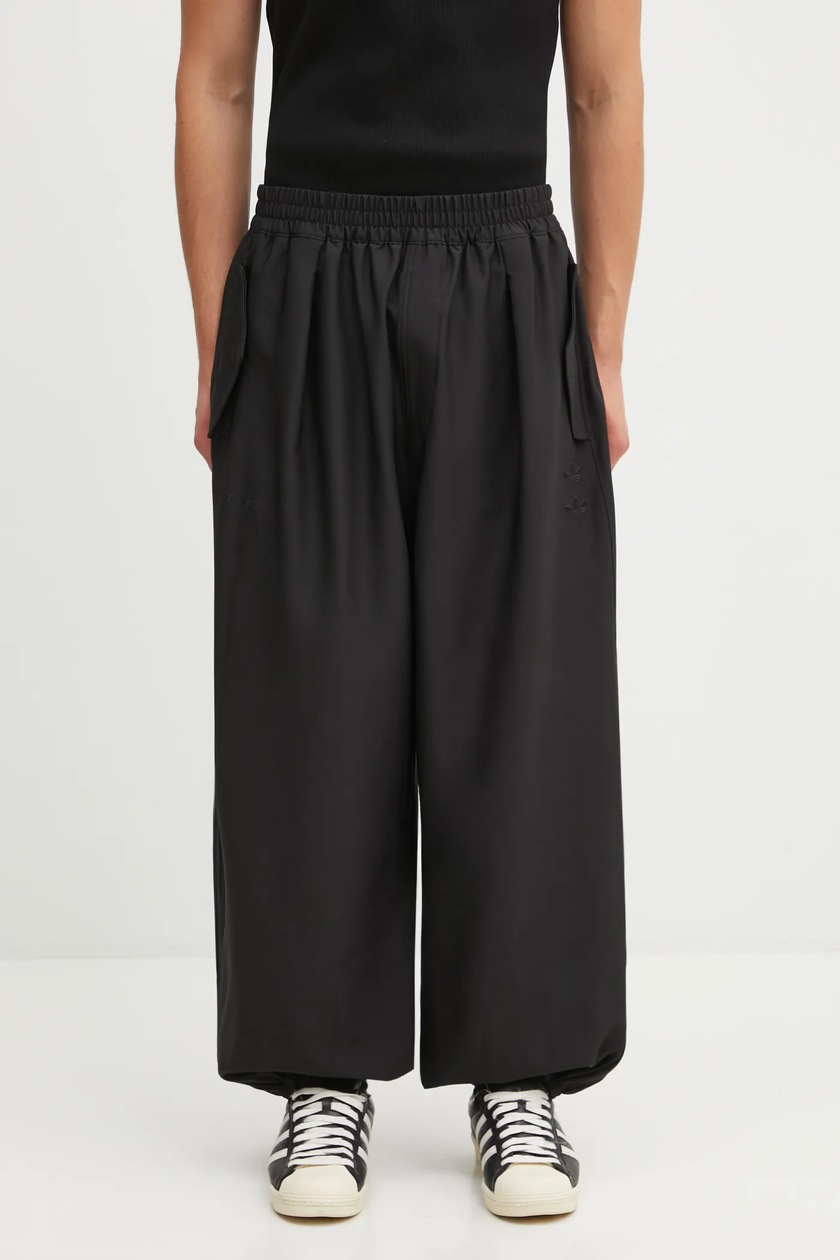 adidas Originals trousers Parachute Pant men's black color smooth