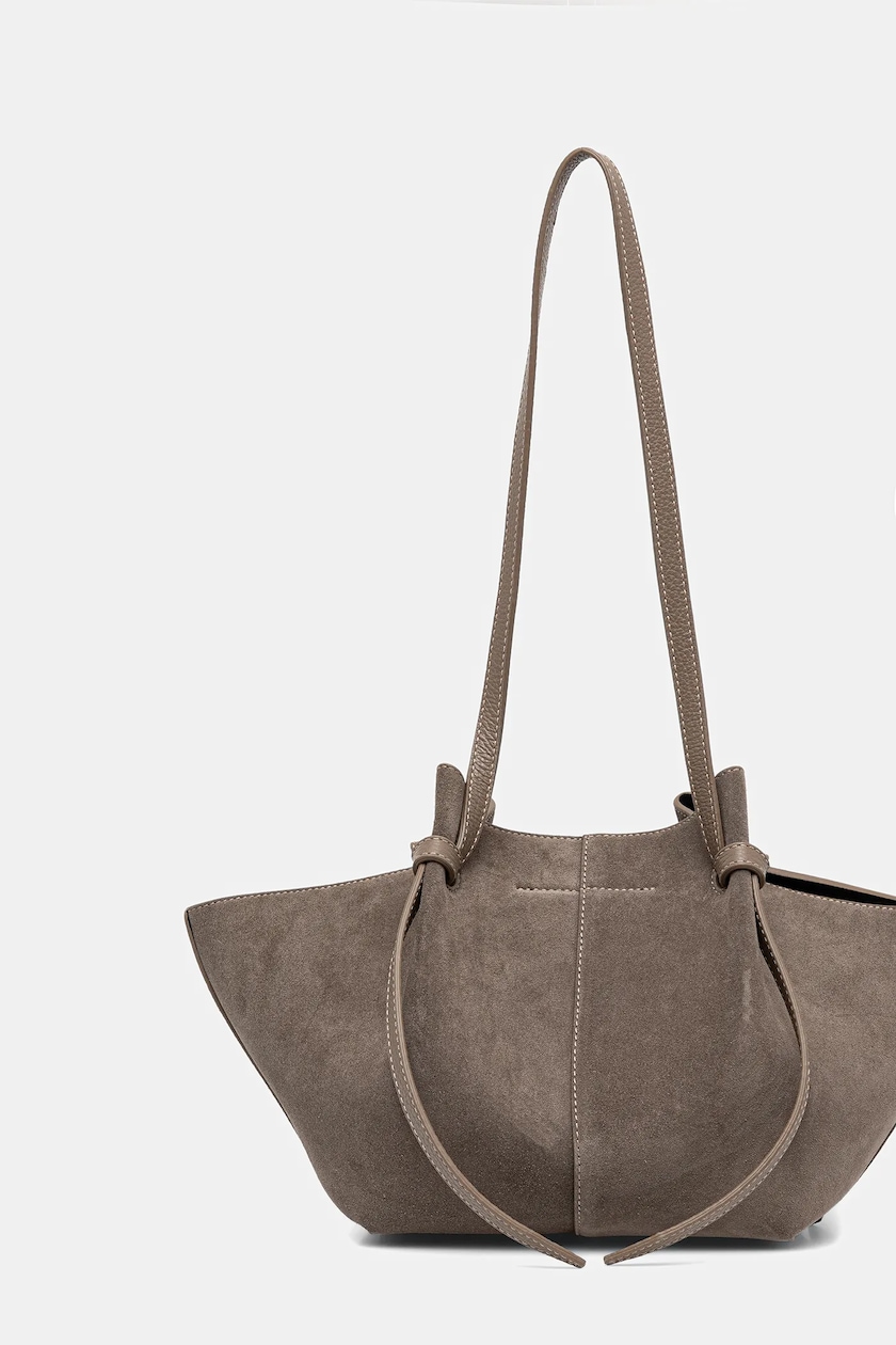 Yuzefi torebka zamszowa MOCHI kolor beżowy YUZRS25-HB-MO-S018 Yuzefi torebka zamszowa MOCHI kolor beżowy YUZRS25-HB-MO-S018