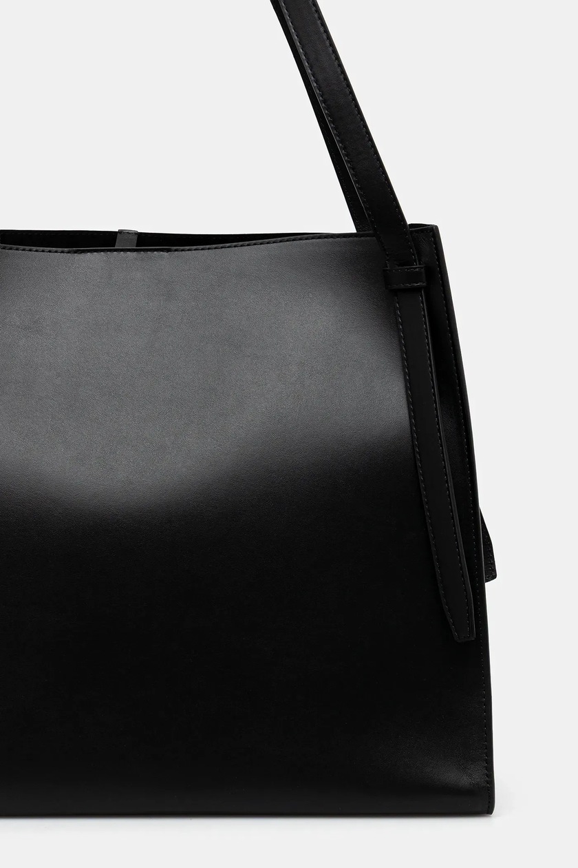 トートバッグ Coperni FW25 LOGO BELT TOTE BAG (COPBA77F6012B BLK) Belt Cabas tote bag in black - Coperni | Mytheresa