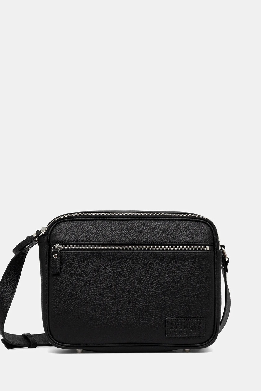 MM6｜ (SB5ZH0020 P7258 T8013) MM6 Maison Margiela Shoulder bag with logo appliqué