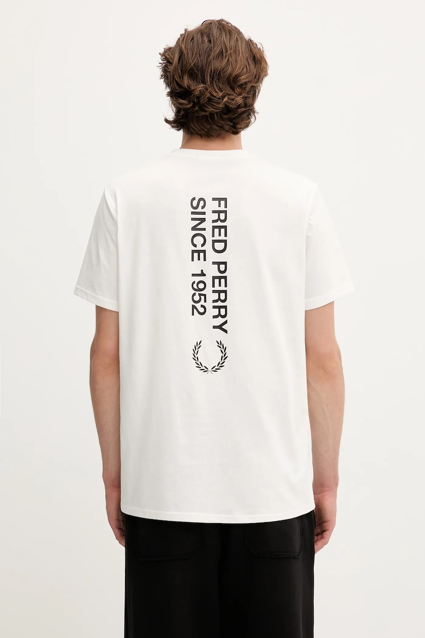 Tシャツ・カットソー FRED PERRY Men T-shirt White M1600 129 Fred Perry cotton t-shirt Crew Neck T-Shirt men's white