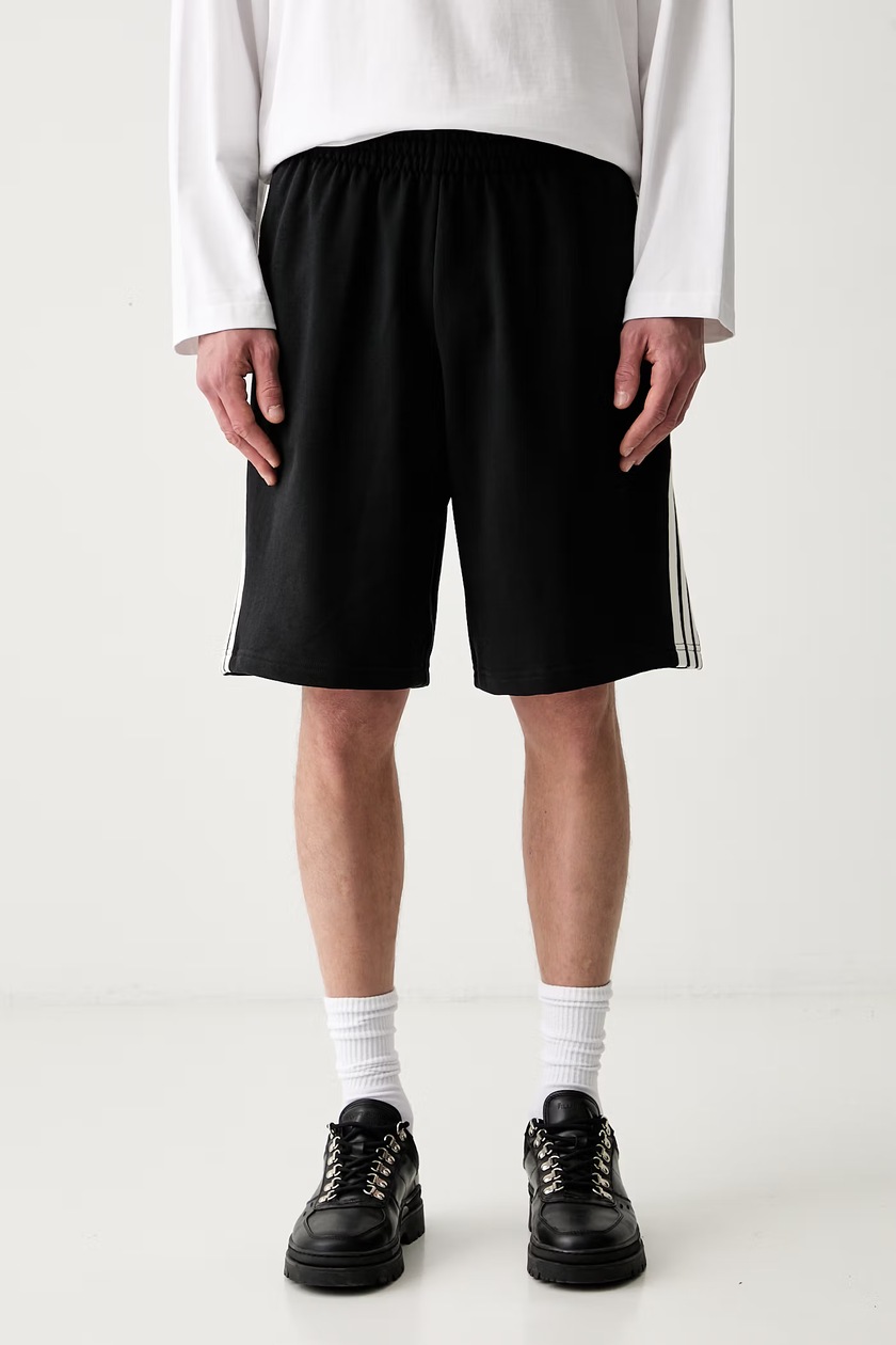 Шорты adidas Z.N.E. мужские цвет чёрный JD5325 | ANSWEAR.ua
