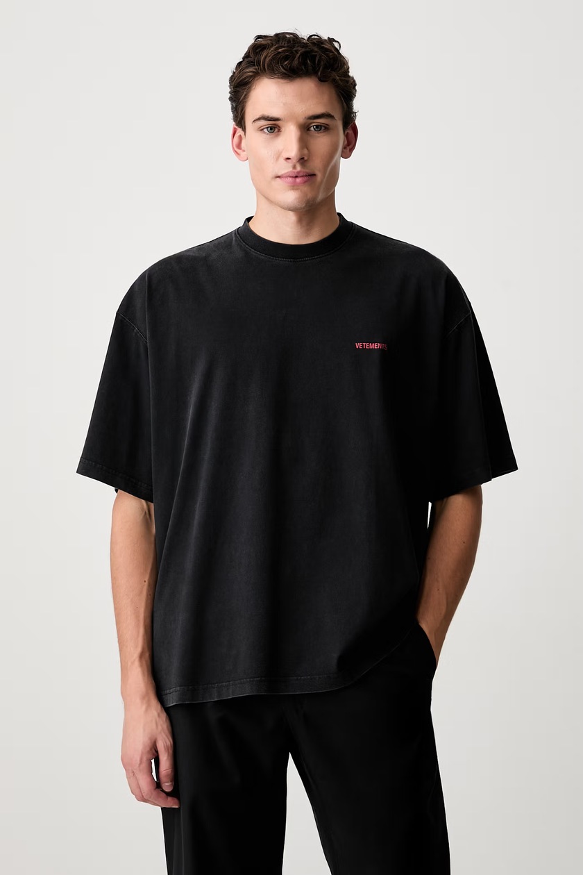 VETEMENTS cotton t-shirt Drip Metal Oversized men's black color