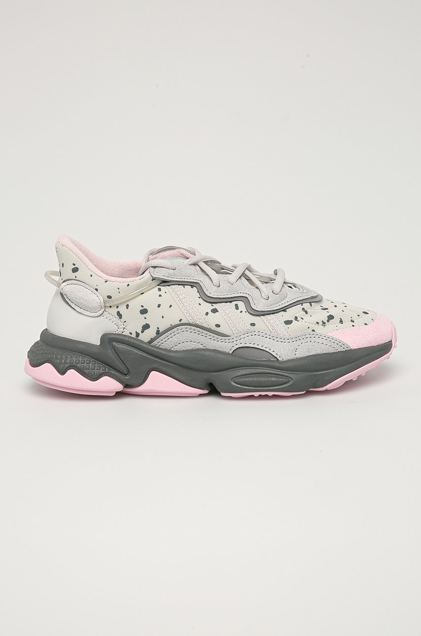 Ozweego ss21 Clearance