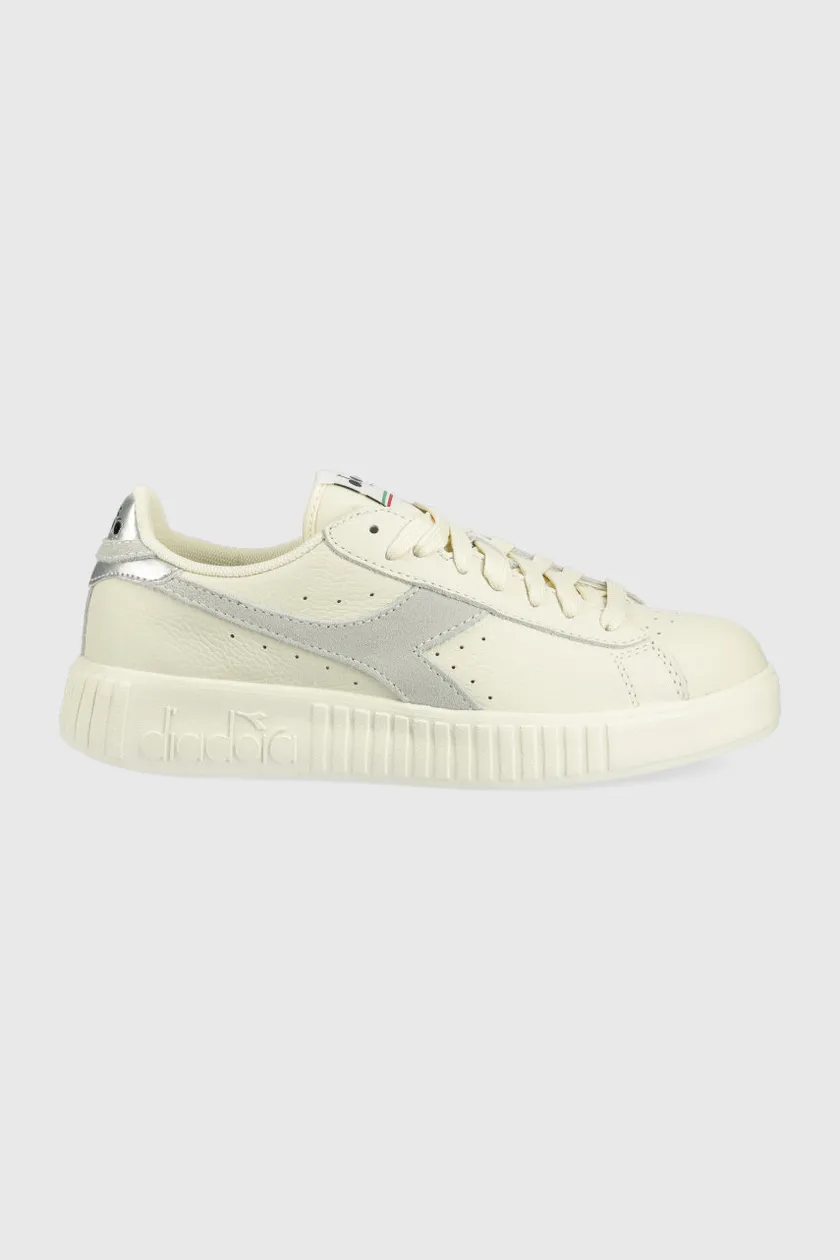 Diadora sneakers beige color
