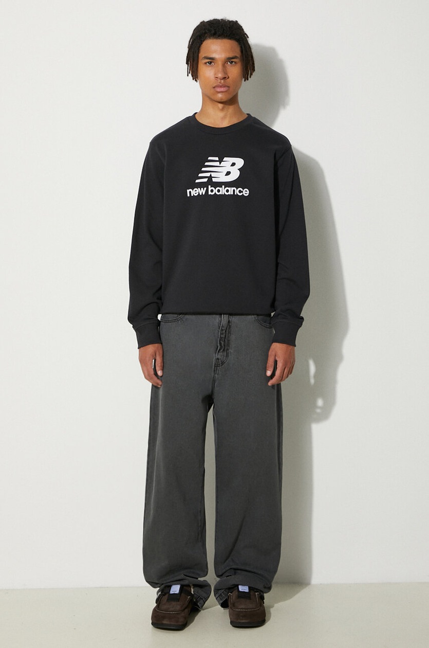 New Balance sweatshirt men's black color at PRM US