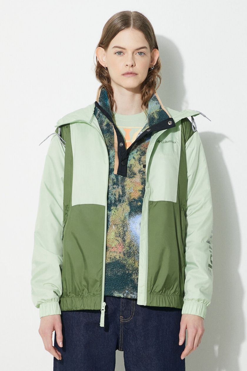 Columbia windbreaker Lily Basin green color at PRM US