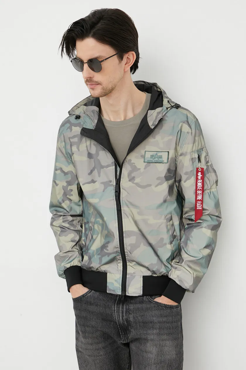 Куртка Alpha Industries чоловіча колір зелений перехідна 126138RC.408-WdlCamo65