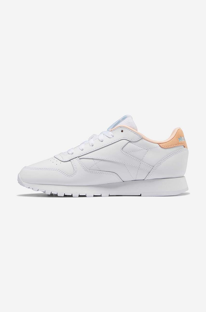 Reebok classic premium leather trainers in white v68808 Clearance