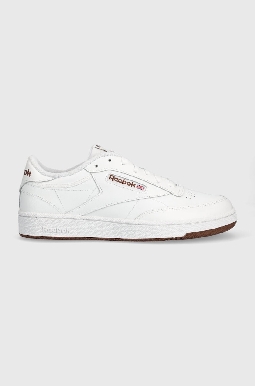 Suede Reebok Club C 85 Trainers With Gum Sole In White Reebok Club