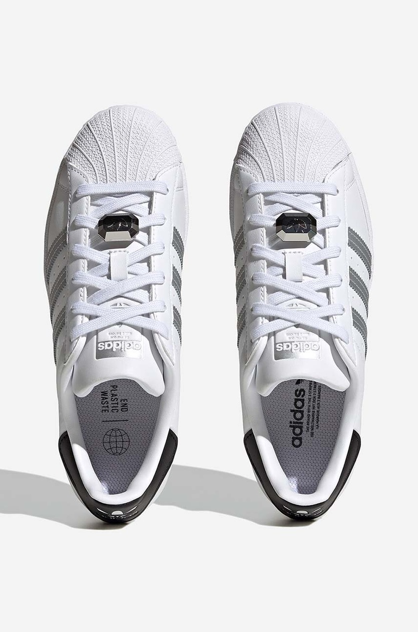 adidas gazelle silver green womens adidas Originals White Superstar 82 Sneakers