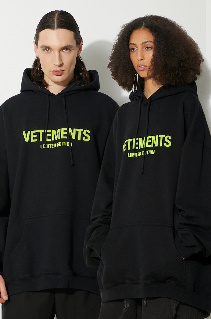 VETEMENTS sweatshirt Limited Edition Logo Hoodie PRM EU