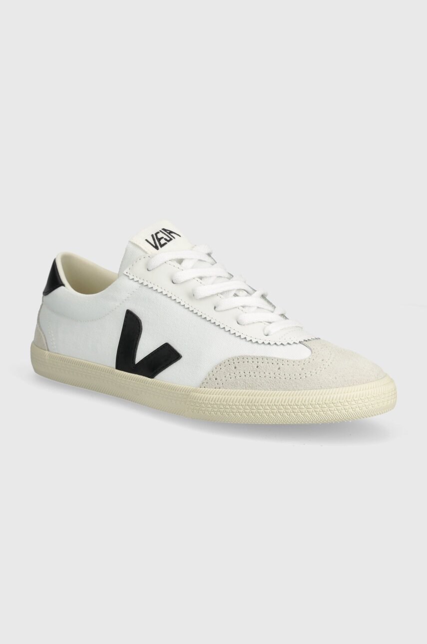 white Veja plimsolls Volley Men’s