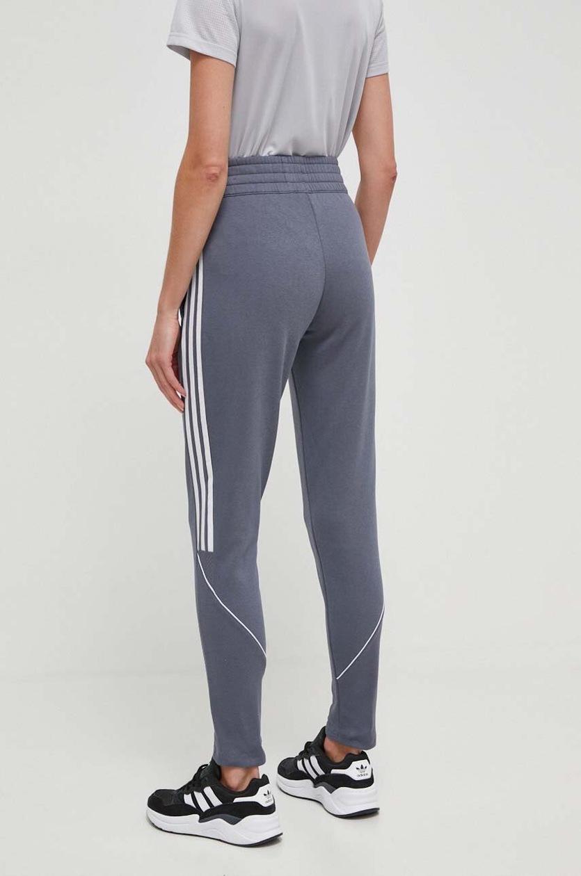 Tapered Joggers Adidas Gk8890 Hla?e Za Vadbo Adidas Performance Tiro 23  Siva Barva Kupite Na