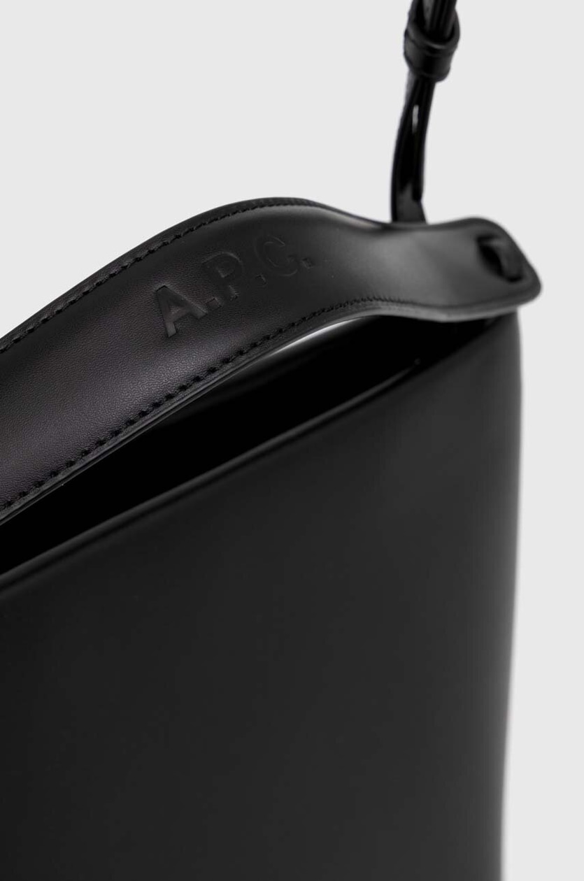 A.P.C｜CROSSBAGS (Ashley Bag (PXAWV F61739 LZZ)) A.P.C. Ashley Bag Black | END. (US)
