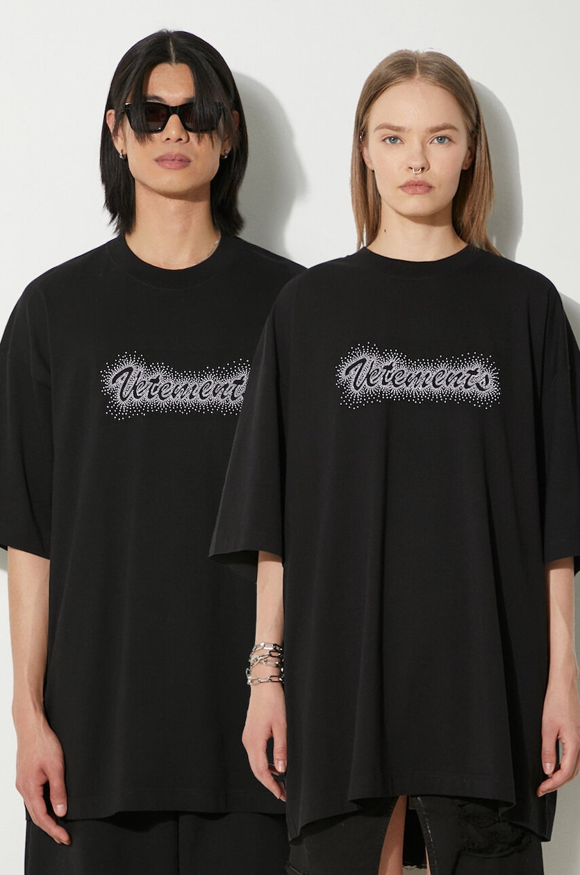VETEMENTS cotton t-shirt Double Anarchy black color with a VETEMENTS cotton t-shirt Double Anarchy black color with a