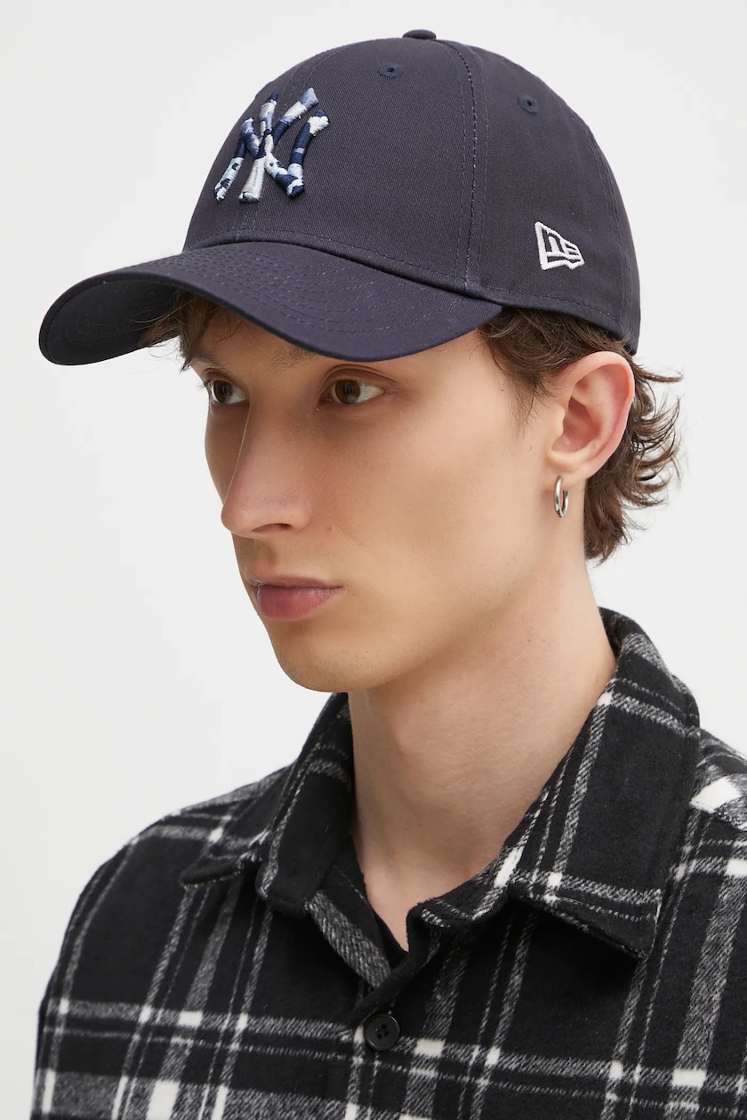New Era cotton baseball cap NEW YORK YANKEES navy blue color New Era cotton baseball cap NEW YORK YANKEES navy blue color
