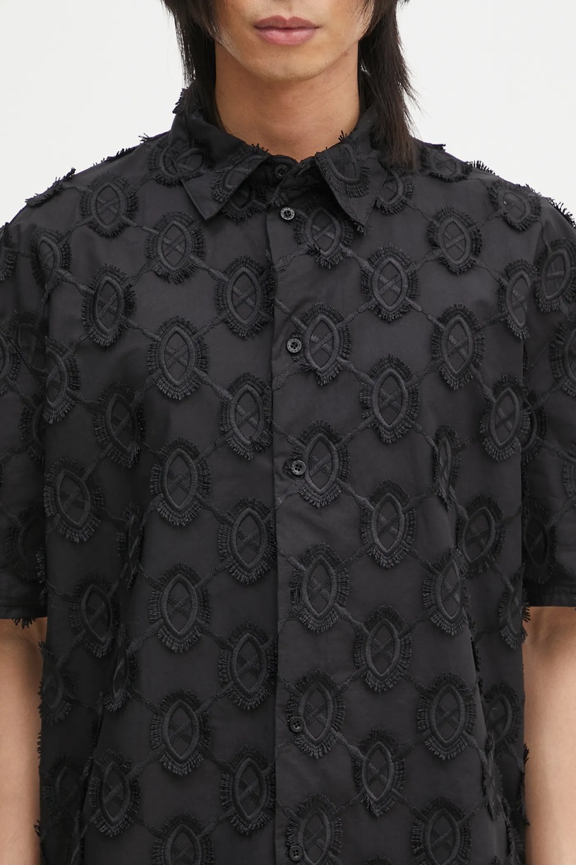 Tシャツ・カットソー DAILY PAPER SS25 TROPHY SHIELD SS SHIRT (2511156 BLACK) Daily Paper cotton shirt Trophy Shield Ss Shirt men's black