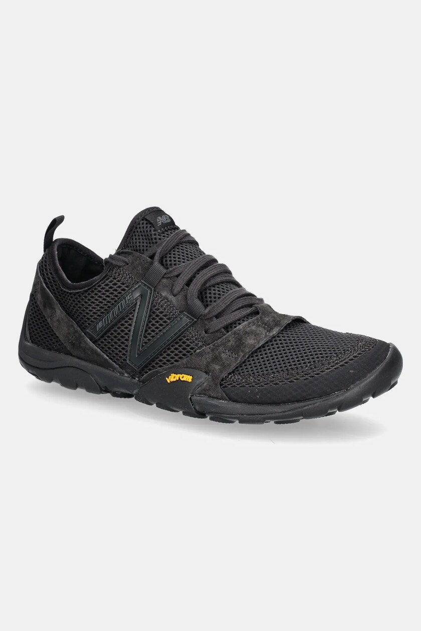 Champion leather sneakers ZN80 I&A Low Cut black color