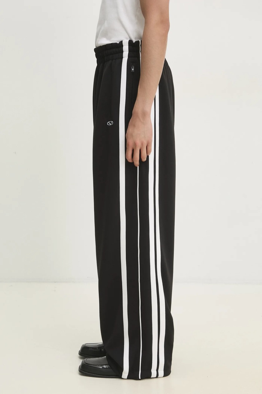 VETEMENTS joggers Oval Logo Gym PRM EU