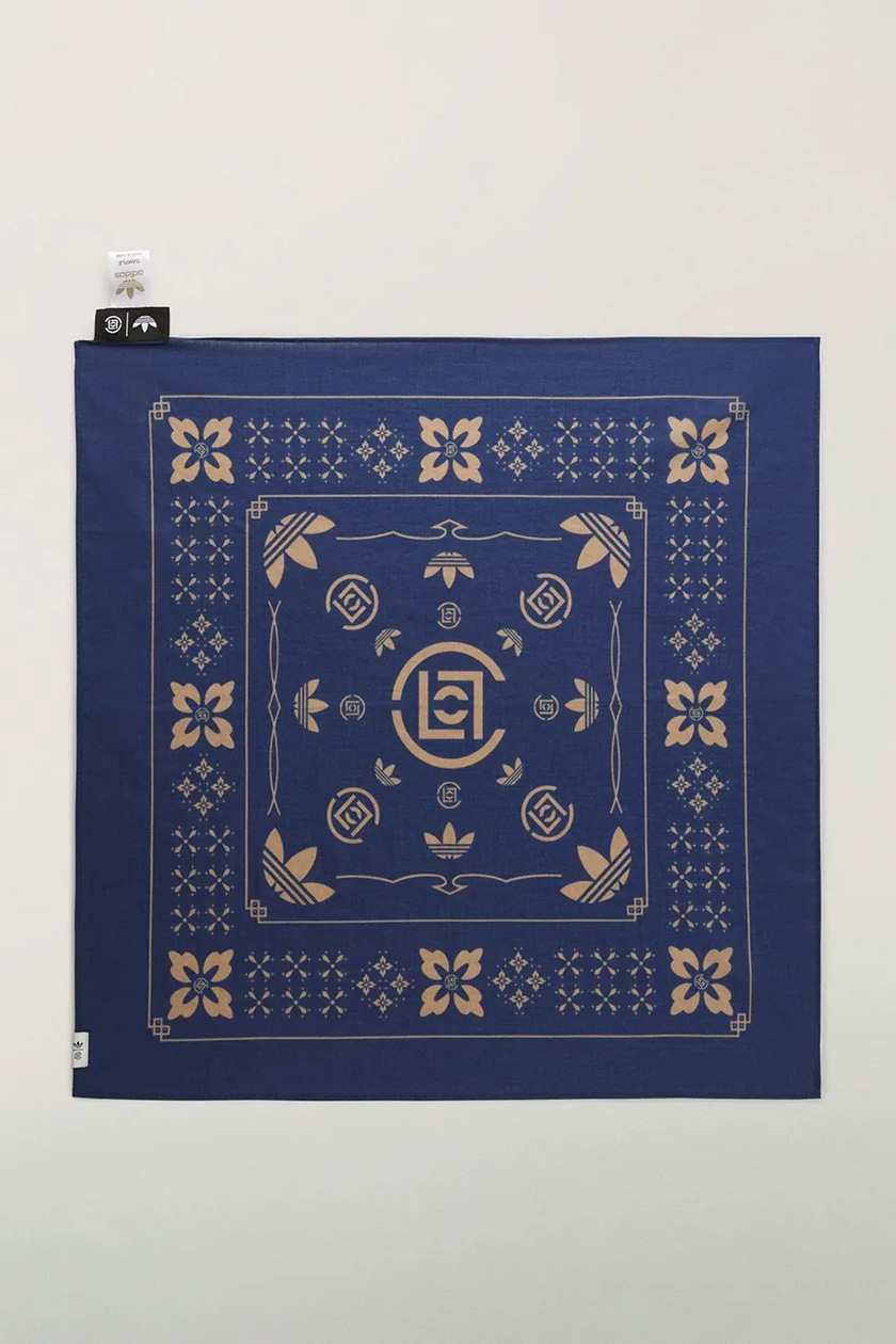 Maison Kitsuné Parisian Map neck scarf cotton navy QU06205WB0054