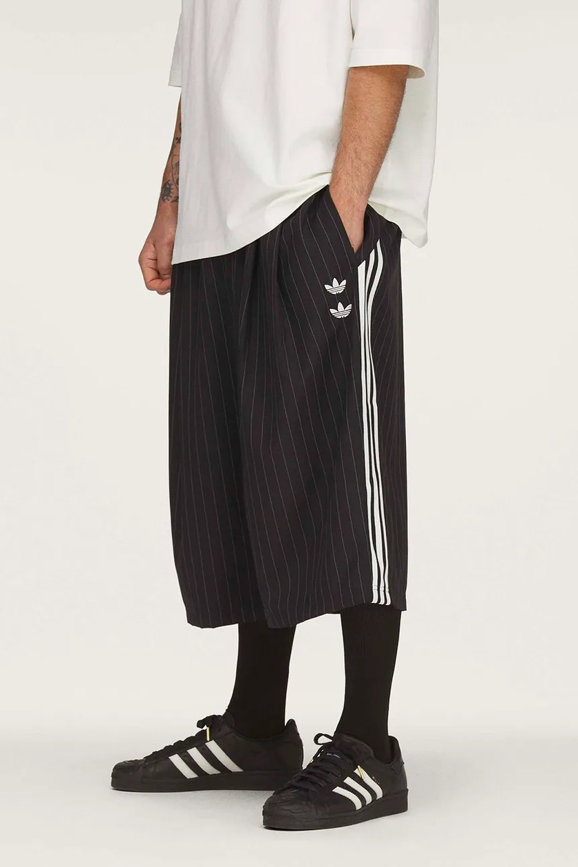 adidas shorts adidas Originals Short HR8598 men's black color at