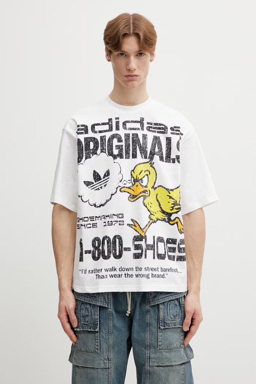 Хлопковая футболка adidas Originals 3-Stripes цвет белый узорная